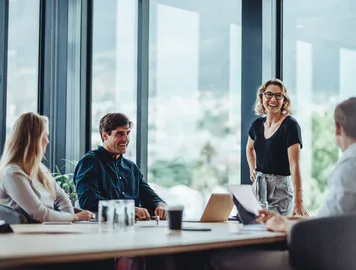 Collaboration d’équipe pour les réponses aux appels d’offres : rôles, responsabilités et bonnes pratiques de flux de travail